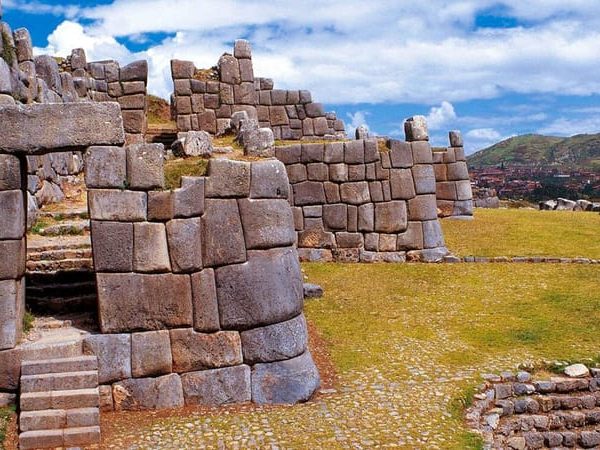 Magical Cusco + Machu Picchu 5 days + 4 star hotel – Cusco, Peru