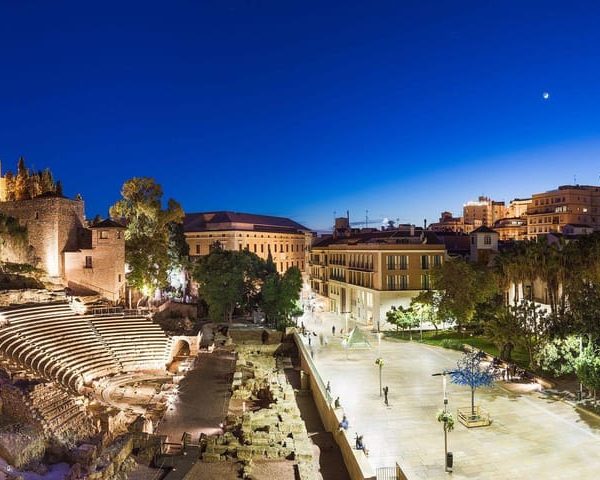 Málaga: Cathedral, Alcazaba, Roman Theater Walking Tour – Andalusia, Spain