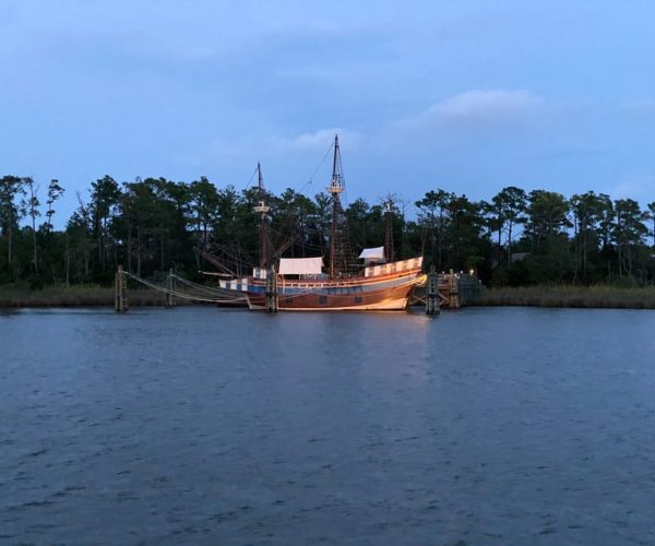 Manteo: Outer Banks Ghost Walking Tour – Manteo, North Carolina