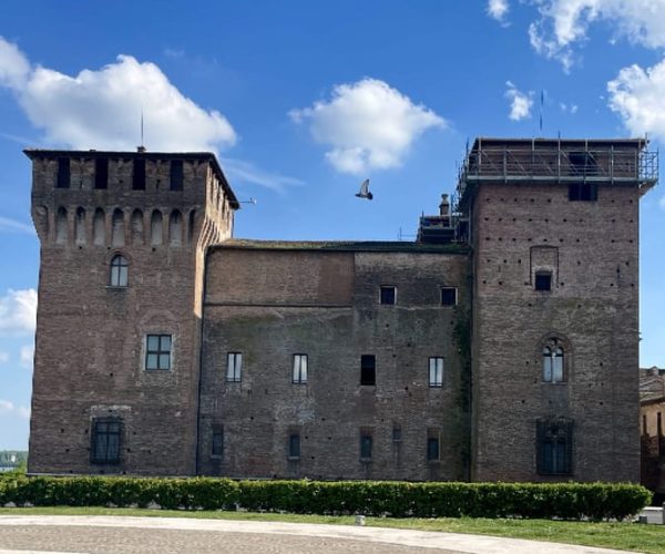 Mantua: Self-Guided Audio Tour to the City of Lakes – Lombardy, Italy