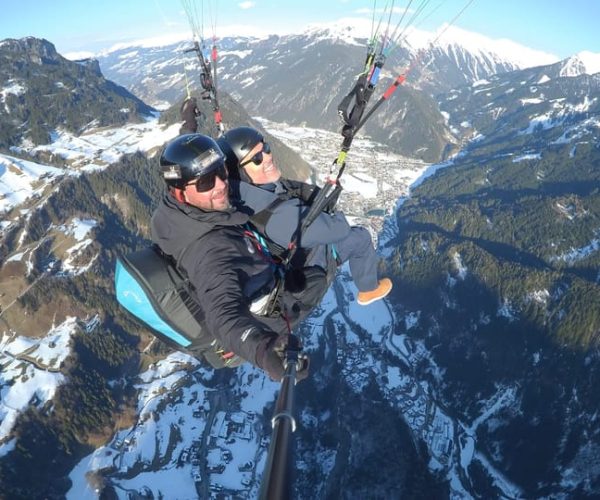 Maryhofen: Private Tandem Paragliding Flight for Beginners – Tyrol, Austria