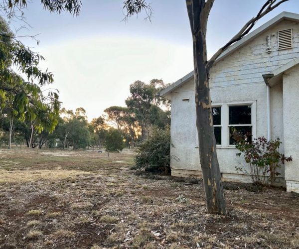 Melbourne: Eynesbury Homestead Dinner & Ghost Tour – Melbourne, Australia