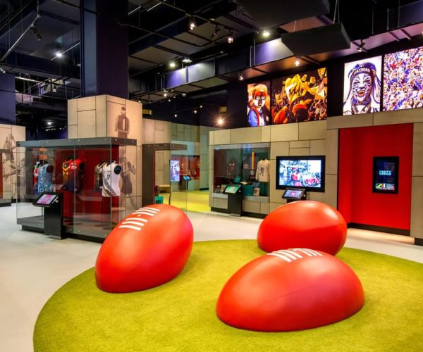 Melbourne Sports Walk + Free MCG Sports Museum – Melbourne, Australia