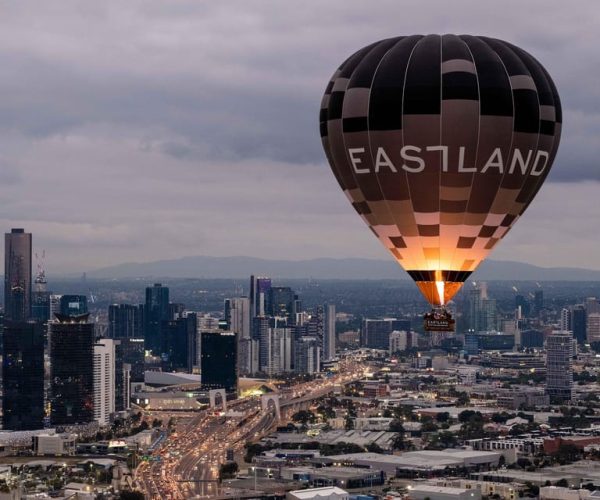 Melbourne: Sunrise Hot Air Balloon Experience with breakfast – Melbourne, Australia