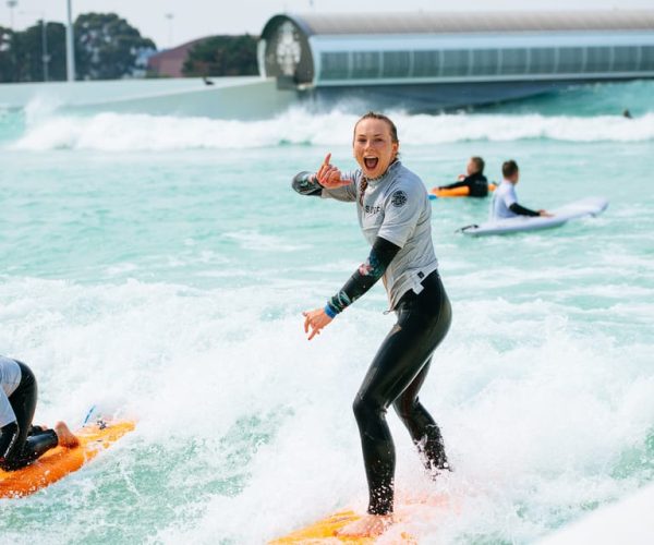 Melbourne Surf Park: Learn to Surf – Melbourne, Australia