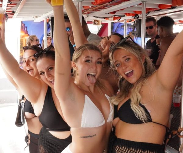 Miami: Boat Party with Live DJ, Unlimited Drinks, and Food – Miami, Florida