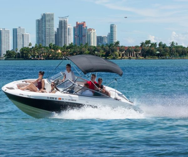 Miami: Guided Miami Beach Speedboat Tour – Miami, Florida