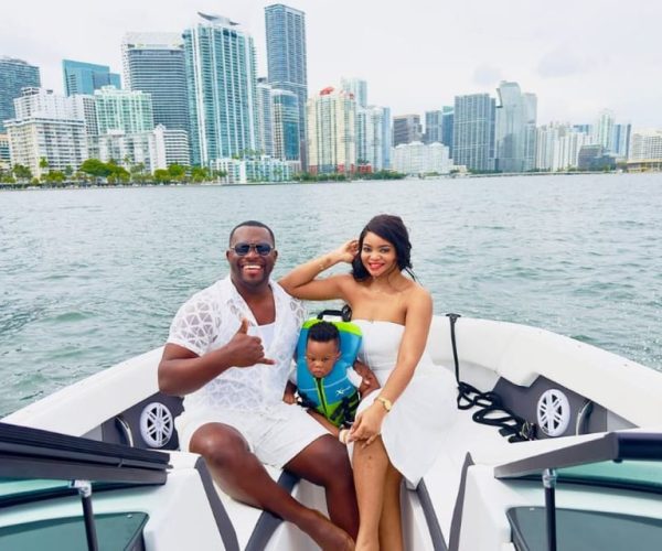 Miami: Private Boat Rental with champagne and captain – Miami, Florida