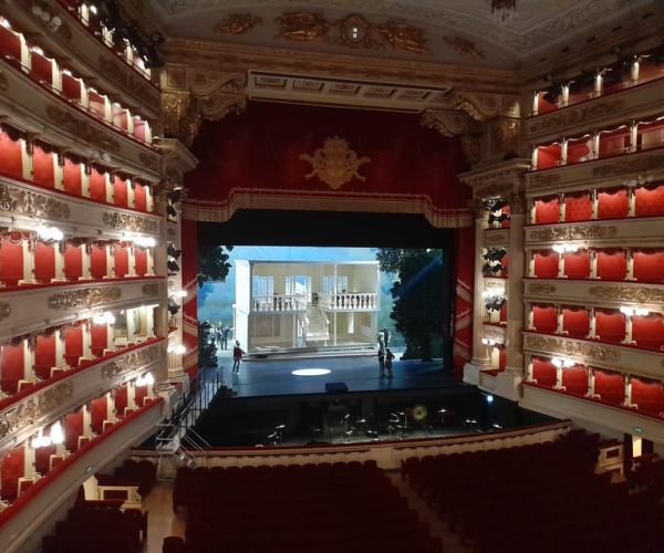 Milan 1-Hour Teatro alla Scala Tour – Milan, Italy