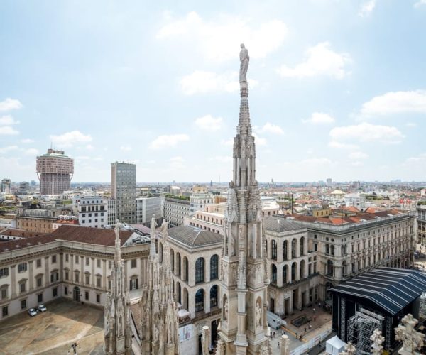 Milan Duomo & Rooftop Guided Tour & Hop On Hop Off optional – Milan, Italy