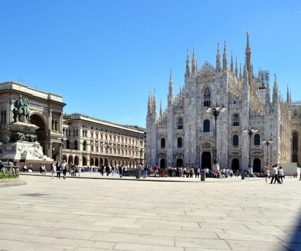 Milan Tour Old Town, Sforza Castle, Duomo, Galleria Vittorio – Milan, Italy