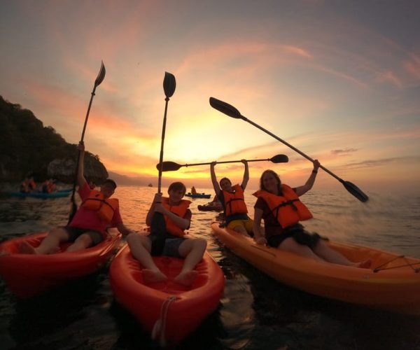 Mismaloya: Los Arcos Bioluminescent Waters Kayak & Cave Tour – Jalisco, Mexico