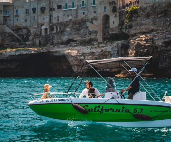 Monopoli: Private Polignano a Mare Grottos Speedboat Cruise – Apulia, Italy