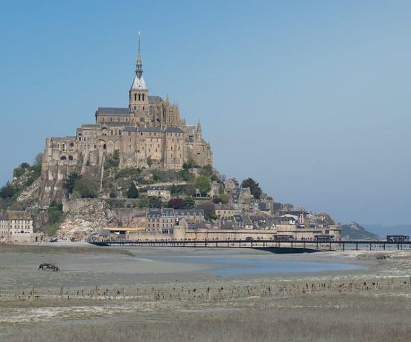 Mont Saint Michel : Départ du Havre, Deauville, Honfleur – Normandy, France