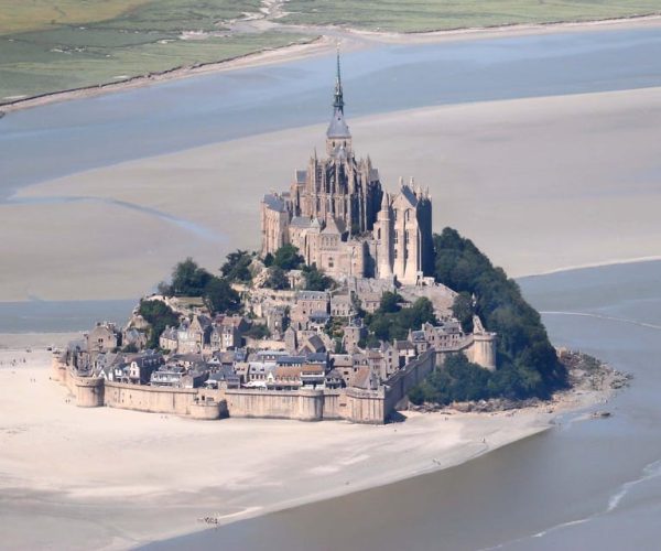 Mont Saint-Michel : The History Digital Audio Guide – Normandy, France