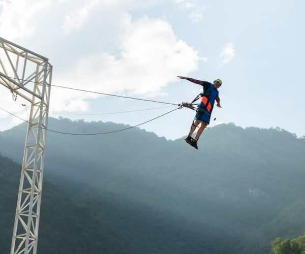 Monterrey, NL: Ibo Adventurers in Horse Cola – Nuevo Leon, Mexico