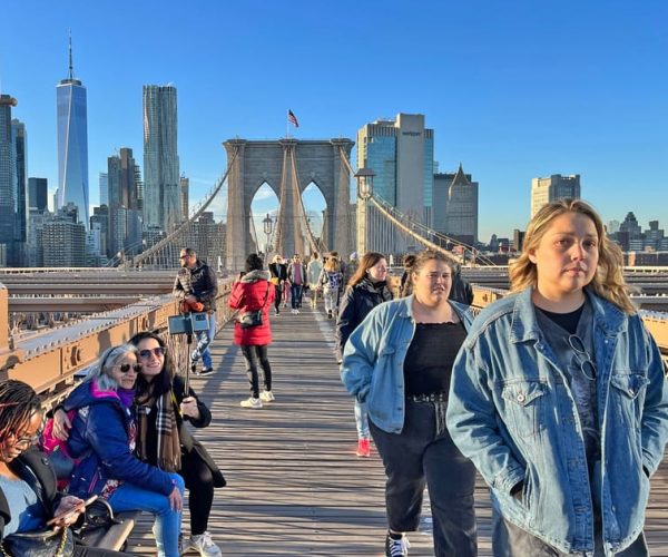 NYC: Brooklyn Bridge and Dumbo Guided Walking Tour – New York City, New York