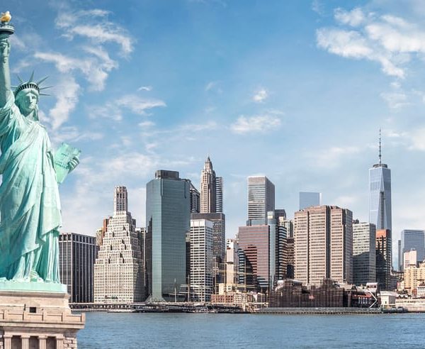 NYC: Ellis Island Private Tour with Liberty Island Access – New York City, New York