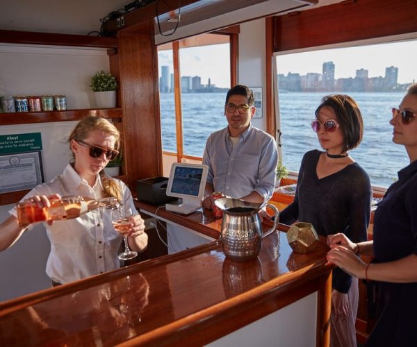 NYC: Sunset Cruise on a Small Yacht with a Drink – New York City, New York