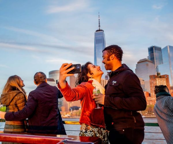 NYC: Sunset Holiday Cocoa Cruise – New York City, New York