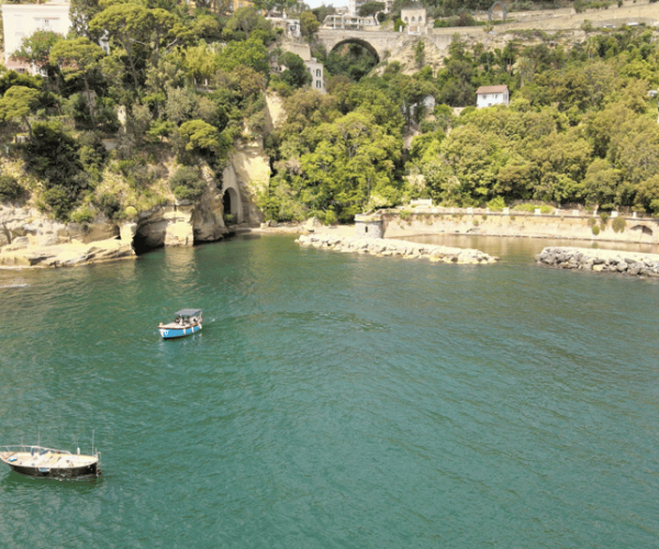 Naples: Castel dell’Ovo Boat Tour – Naples, Italy