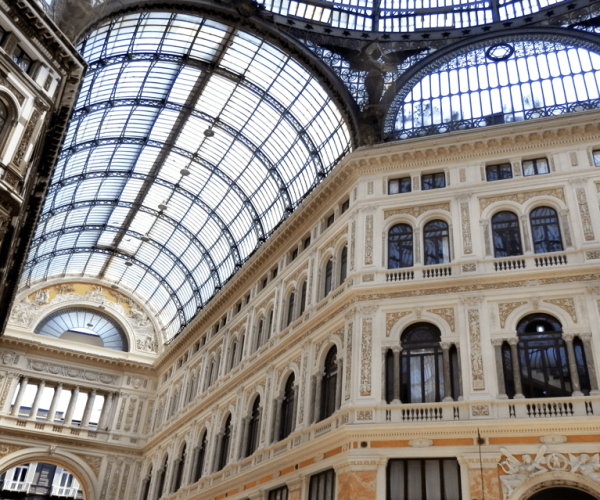 Naples: First Discovery Walk and Reading Walking Tour – Naples, Italy