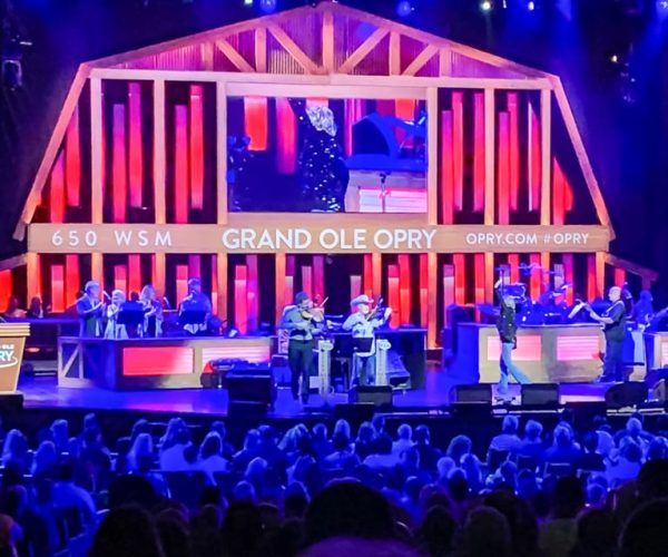 Nashville: Grand Ole Opry Show Ticket – Nashville, Tennessee