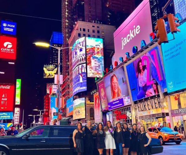 New York City: Private Manhattan Limousine Tour – New York City, New York