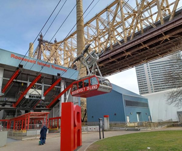 New York City: Roosevelt Island Walking Tour with Tram Ride – New York City, New York