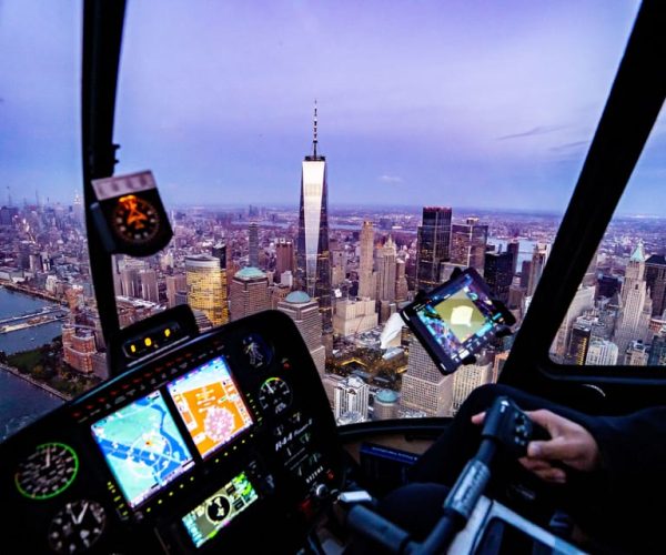 New York: Private Scenic Helicopter Charter with Champagne – New York City, New York