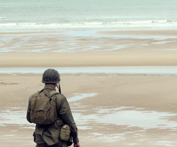 Normandy D-Day Private Tour with Omaha Beach from Paris – Paris, France