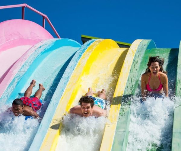 Orlando: Aquatica Water Park Admission Ticket – Orlando, Florida