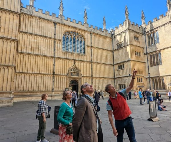 Oxford: Pre-Raphaelite Walking Tour with Exeter College – South East England, United Kingdom