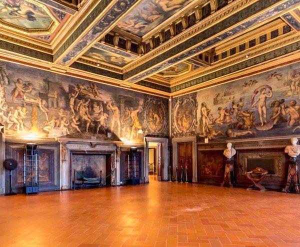 Palazzo Vecchio Small Group Tour – Tuscany, Italy