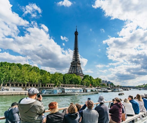 Paris: 1-Hour River Seine Cruise – Paris, France