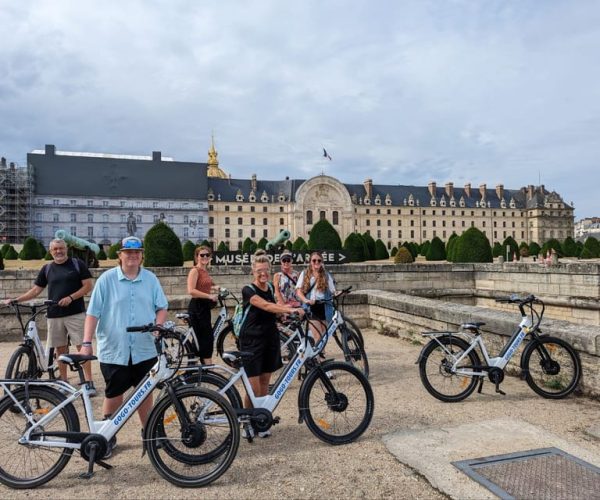 Paris: Afternoon E-Bike Guided Small Group Tour – Paris, France