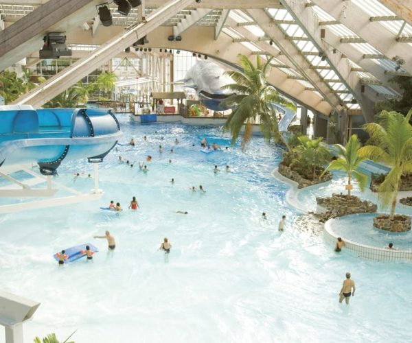 Paris: Aquaboulevard Water Park Entrance Ticket – Paris, France