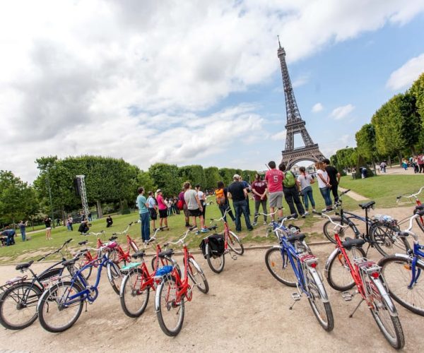 Paris Bike Tour: Eiffel Tower, Place de la Concorde & More – Paris, France