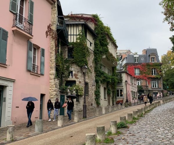 Paris: Bohemian Montmartre Guided Walking Tour – Paris, France