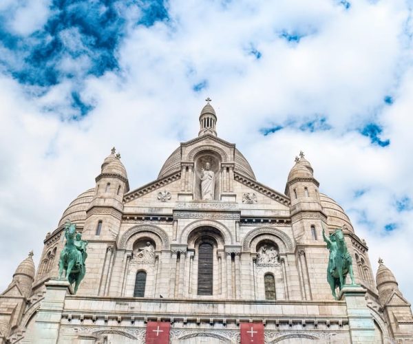 Paris: Charms of Montmartre Guided Walking Tour – Paris, France