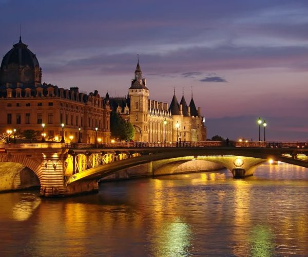 Paris: Dinner Cruise on the Seine River at 6:15 PM – Paris, France