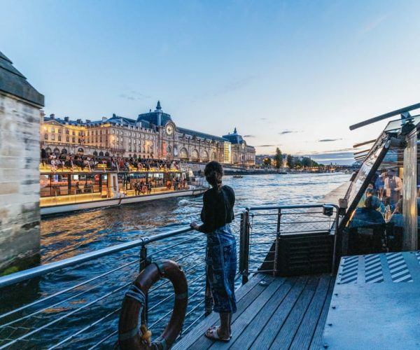 Paris: Dinner Cruise on the Seine River at 8:30 PM – Paris, France