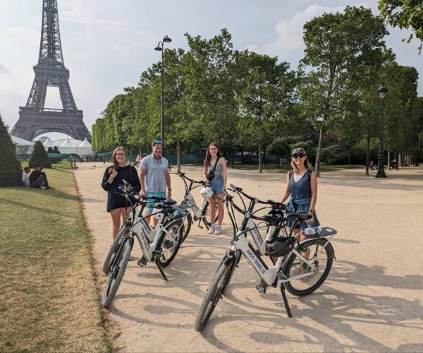 Paris: Guided Private E-bike Sightseeing Tour – Paris, France