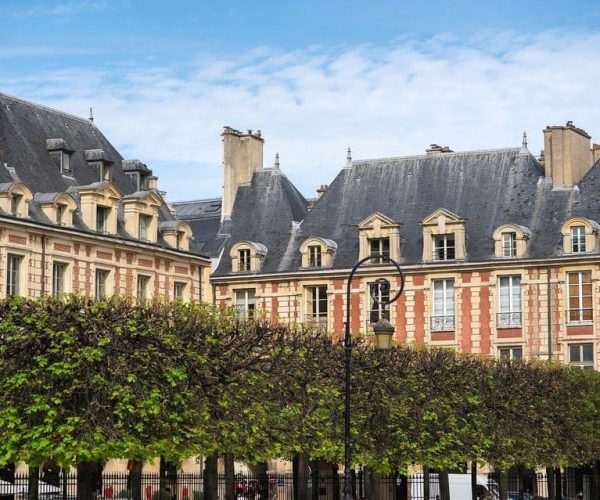 Paris: Le Marais Highlights Guided Small Group Walking Tour – Paris, France