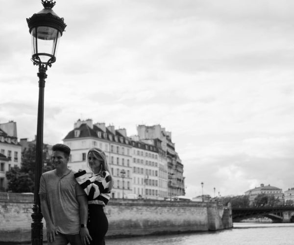 Paris-Le Marais and Quais de Seine: Photographic Walks – Paris, France