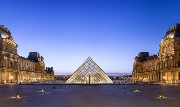 Paris: Louvre In-App Audio Tour & Admission (EN, IT) – Paris, France