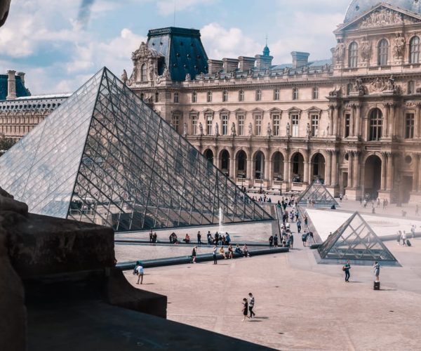 Paris: Louvre Museum Skip-the-Line Entry and Private Tour – Paris, France