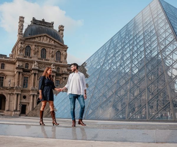 Paris: Louvre Photo Shoot – Paris, France