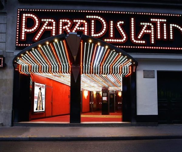 Paris: New Year’s Eve Dinner and Cabaret Show – Paris, France