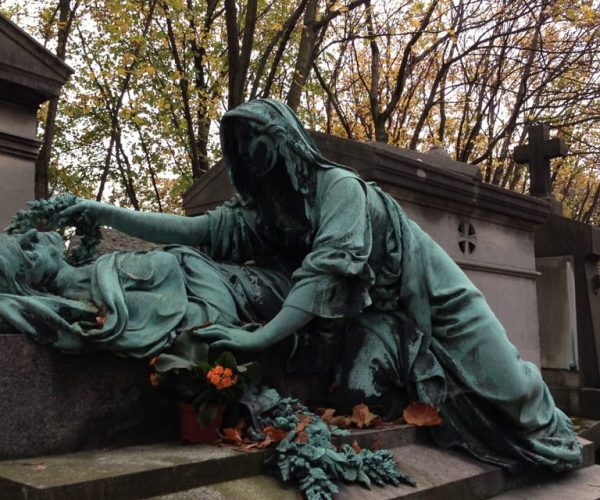 Paris: Père Lachaise Cemetery Walking Tour – Paris, France